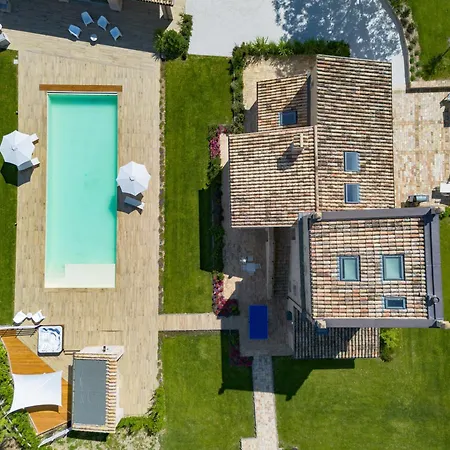 Torre Anna - A Luxury Experience With Pool And Jacuzzi Отель типа 