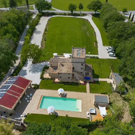 Torre Anna - A Luxury Experience With Pool And Jacuzzi Urbisaglia