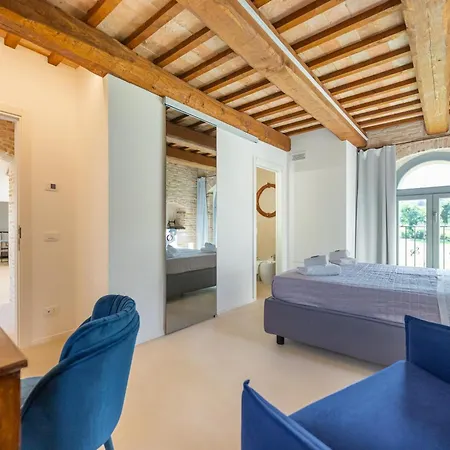 Torre Anna - A Luxury Experience With Pool And Jacuzzi 3* Urbisaglia