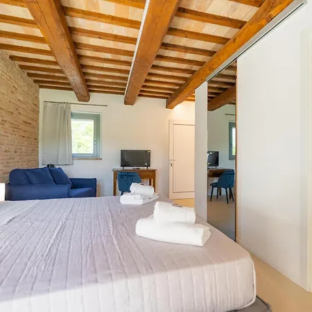 Torre Anna - A Luxury Experience With Pool And Jacuzzi Frühstückspension
