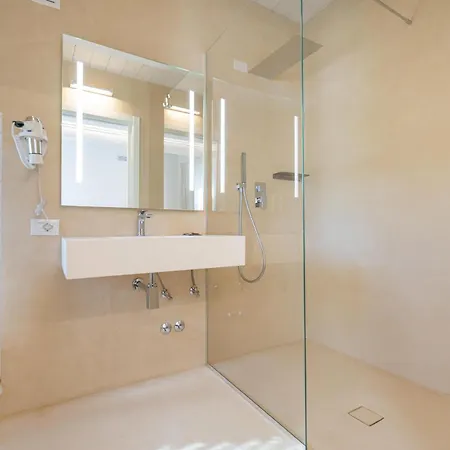 Torre Anna - A Luxury Experience With Pool And Jacuzzi 3*